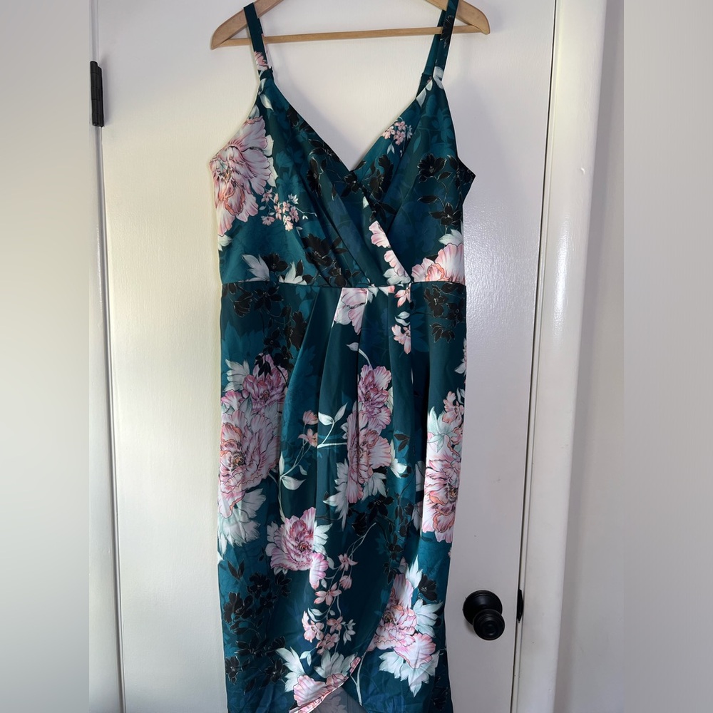 City Chic Jade Blossom Bloom Floral Cocktail Dress Wedding Guest Bombshell Curvy - Picture 4 of 14